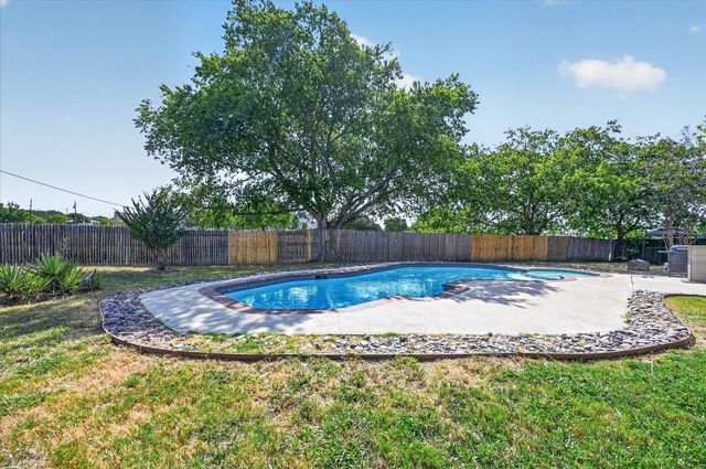 1912 Stallion Court, Keller, TX 76248