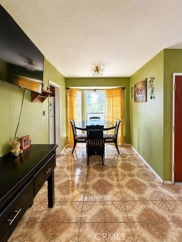 488 E Gilbert, San Bernardino, CA 92404