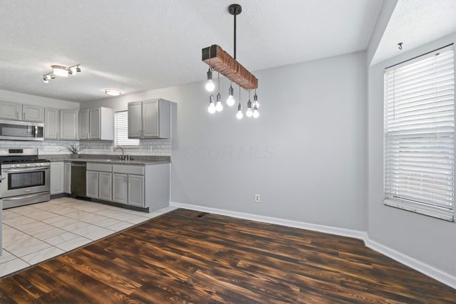 4598 Parkwick Drive, Columbus, OH 43228