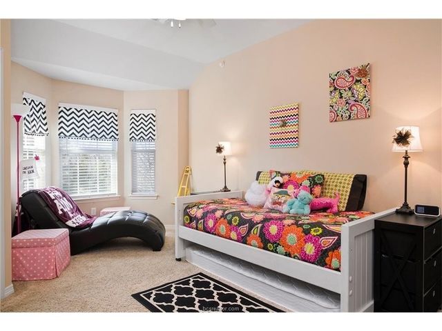 305 Holleman Drive E 1203, College Station, TX 77840