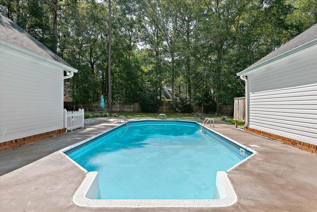 1603 Selkirk Dr, Dothan, AL 36303