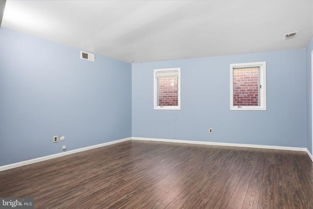 9101 OLD NEWTOWN RD, Philadelphia, PA 19115