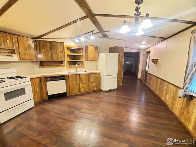 221 W 57th St 90A, Loveland, CO 80538