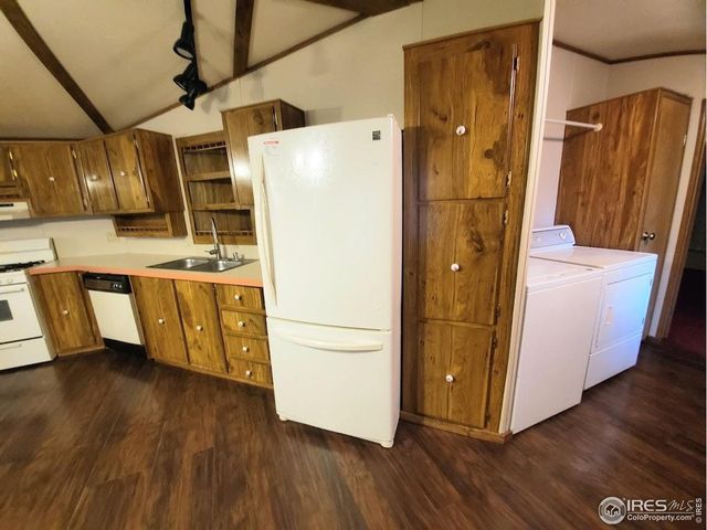 221 W 57th St 90A, Loveland, CO 80538