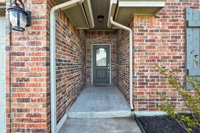 9424 NW 88th Street, Yukon, OK 73099