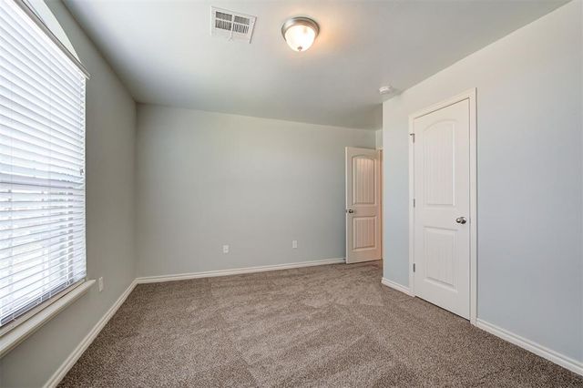 9424 NW 88th Street, Yukon, OK 73099