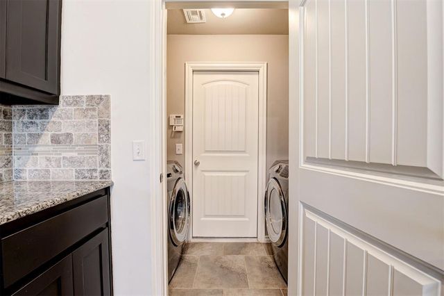 9424 NW 88th Street, Yukon, OK 73099