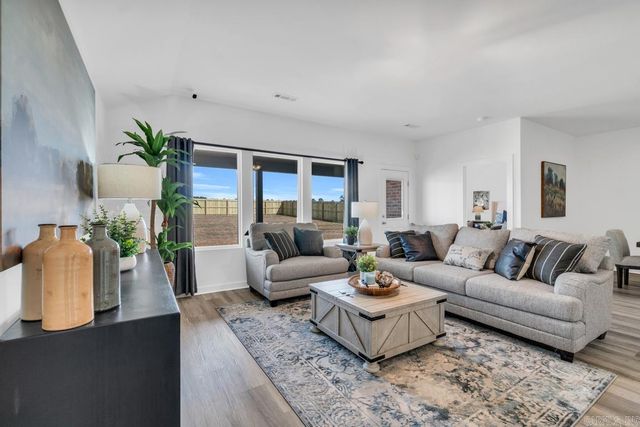 55 Wolfsbridge Loop, Cabot, AR 72023