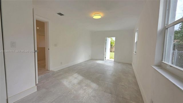 1700 N Cypress Rd, Pompano Beach, FL 33060