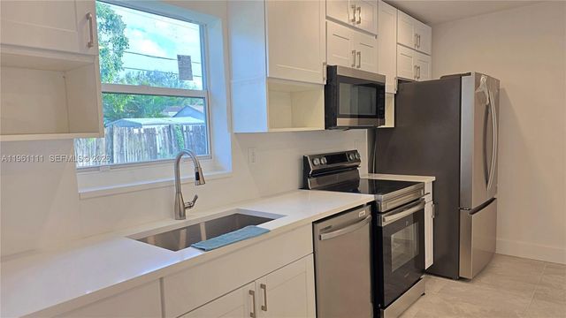 1700 N Cypress Rd, Pompano Beach, FL 33060