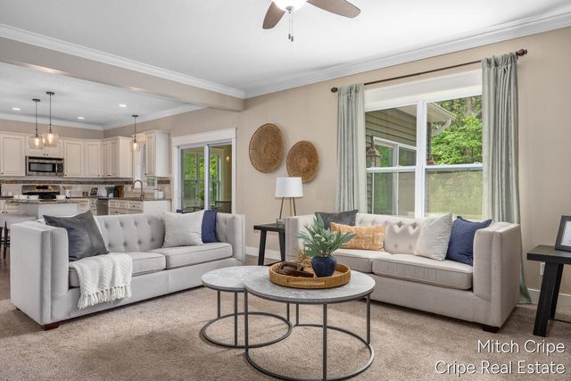 5050 Tiamo Lane, Rockford, MI 49341