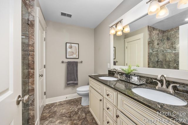 5050 Tiamo Lane, Rockford, MI 49341