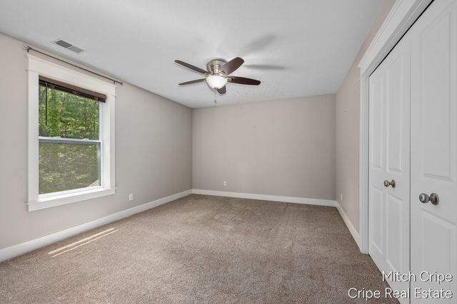 5050 Tiamo Lane, Rockford, MI 49341