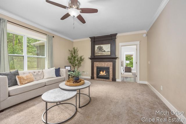 5050 Tiamo Lane, Rockford, MI 49341
