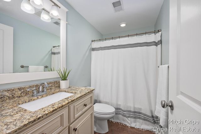 5050 Tiamo Lane, Rockford, MI 49341