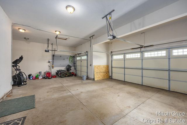 5050 Tiamo Lane, Rockford, MI 49341