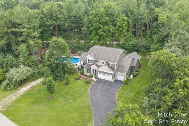 5050 Tiamo Lane, Rockford, MI 49341
