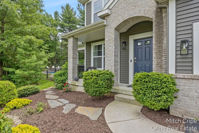 5050 Tiamo Lane, Rockford, MI 49341