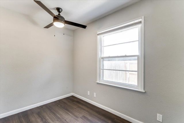2027 S Gold St, Wichita, KS 67213