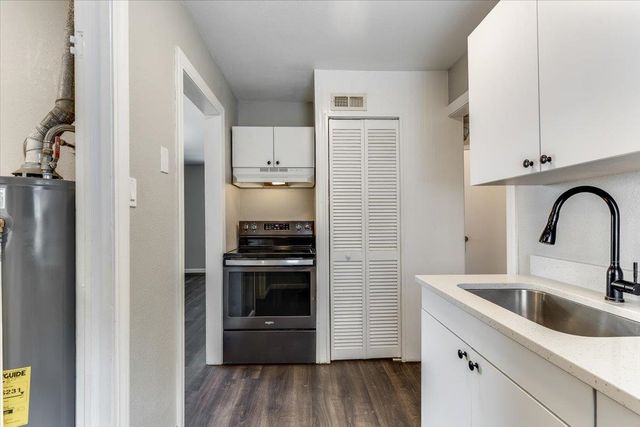 2027 S Gold St, Wichita, KS 67213