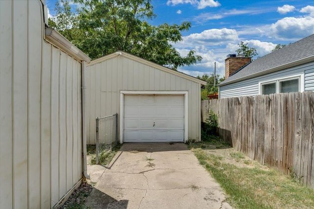 2027 S Gold St, Wichita, KS 67213