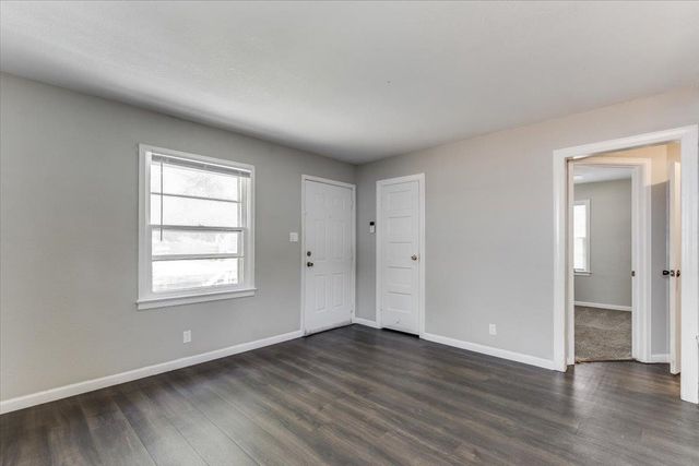 2027 S Gold St, Wichita, KS 67213