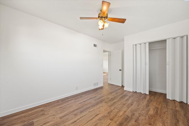 23 E 6th Avenue, Kennewick, WA 99336