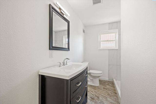 23 E 6th Avenue, Kennewick, WA 99336