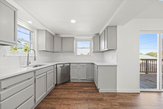 23 E 6th Avenue, Kennewick, WA 99336