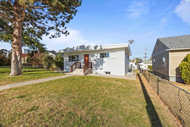 23 E 6th Avenue, Kennewick, WA 99336