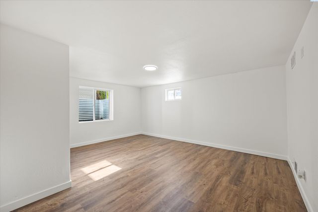 23 E 6th Avenue, Kennewick, WA 99336