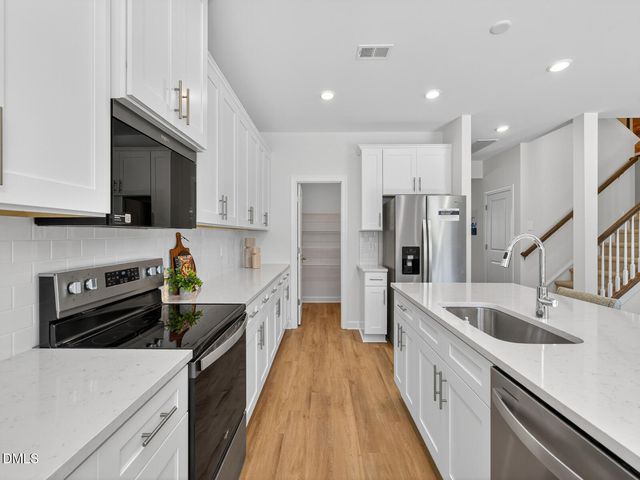 158 Thistle Patch Place, Angier, NC 27501