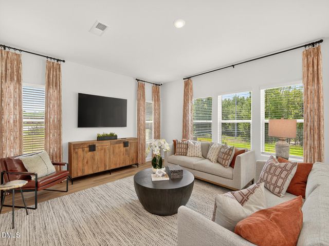 158 Thistle Patch Place, Angier, NC 27501