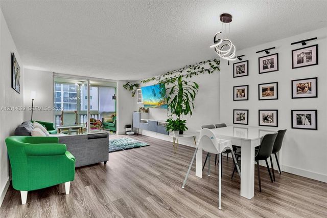 609 NE 14th Ave 405, Hallandale Beach, FL 33009