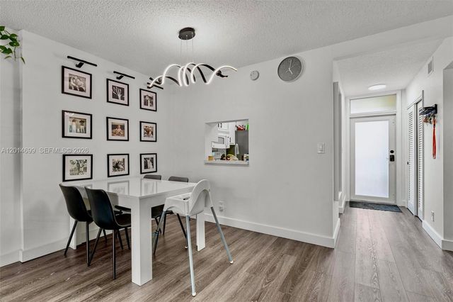609 NE 14th Ave 405, Hallandale Beach, FL 33009