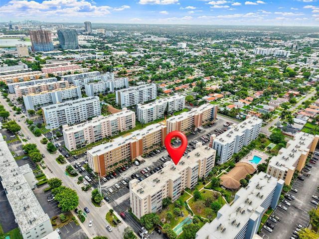 609 NE 14th Ave 405, Hallandale Beach, FL 33009