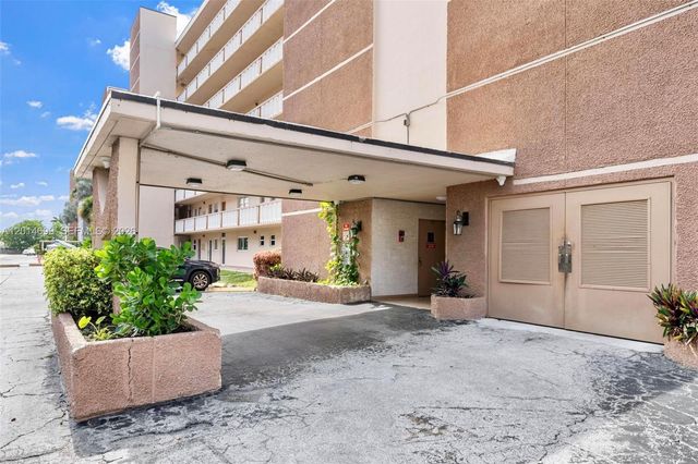 609 NE 14th Ave 405, Hallandale Beach, FL 33009