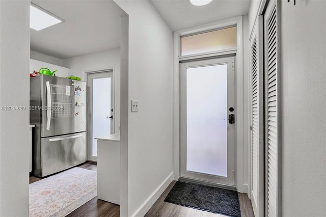 609 NE 14th Ave 405, Hallandale Beach, FL 33009
