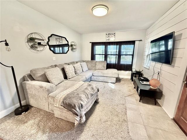 401 W 11th Street, Maryville, MO 64468