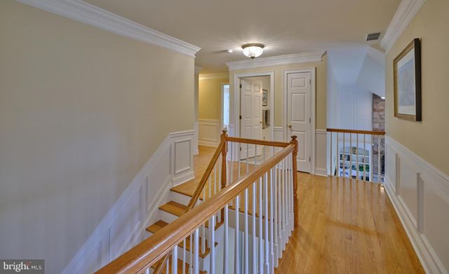 1300 SACKETTSFORD RD, Ivyland, PA 18974
