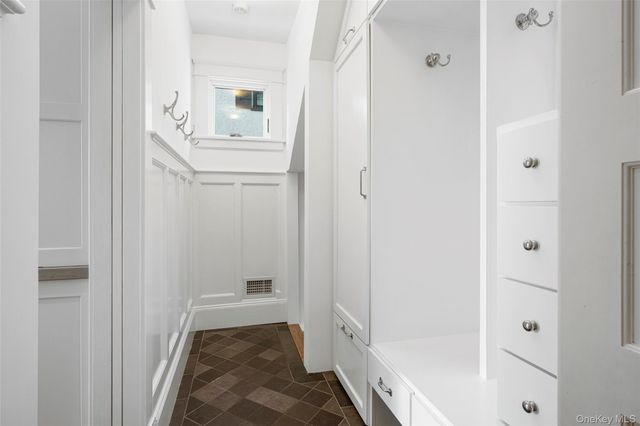 5 Gerlach Place, Larchmont, NY 10538