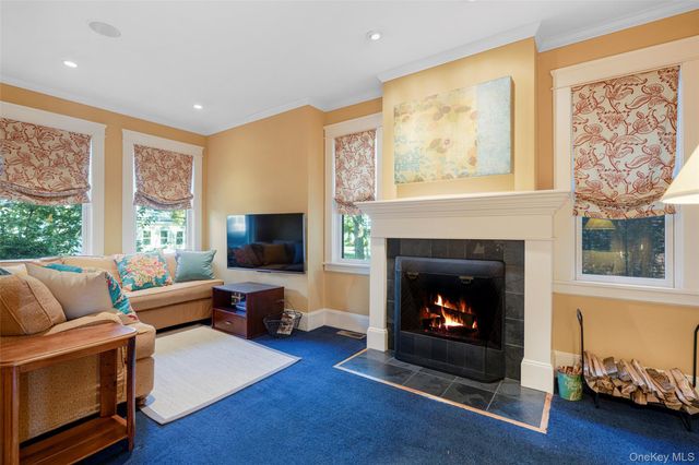 5 Gerlach Place, Larchmont, NY 10538