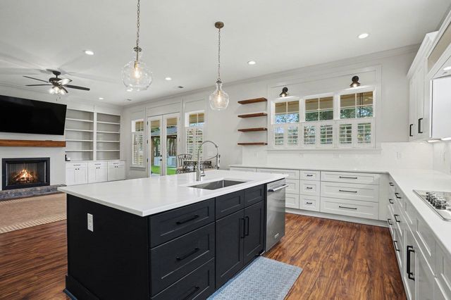 208 Green Lake Dr., Myrtle Beach, SC 29572