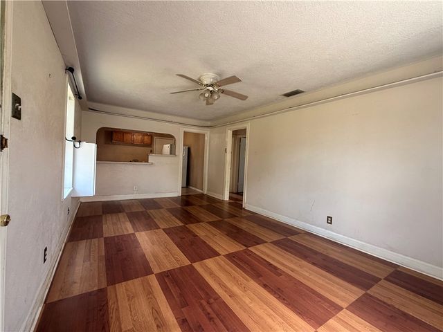 1602 14th St, Corpus Christi, TX 78404