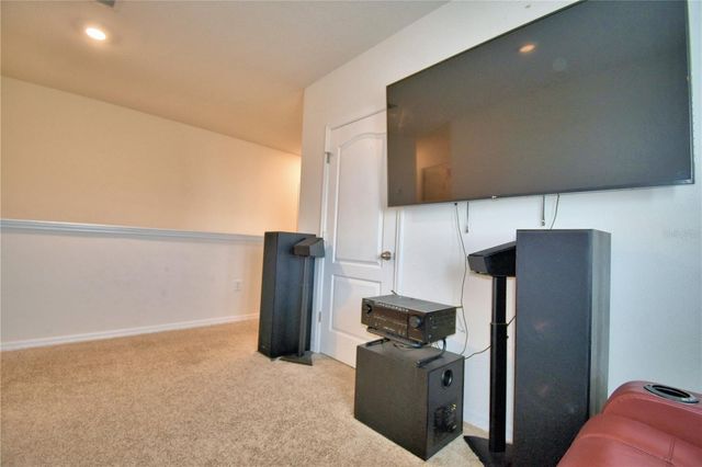 2816 IVY LAKE COURT, Lakeland, FL 33811