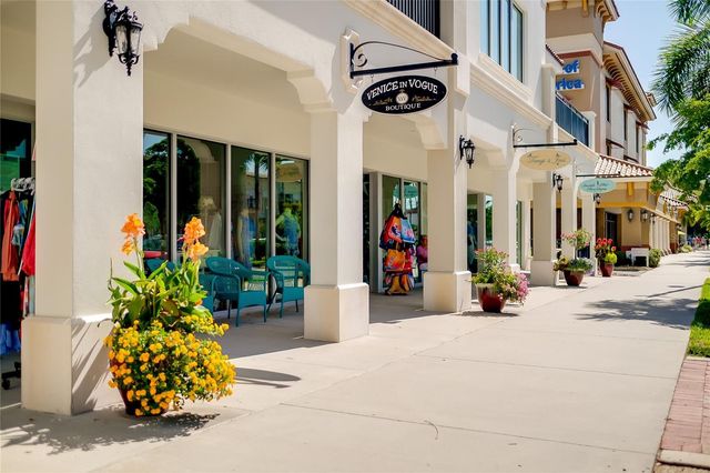 10742 IRONBRIDGE DRIVE, Venice, FL 34293