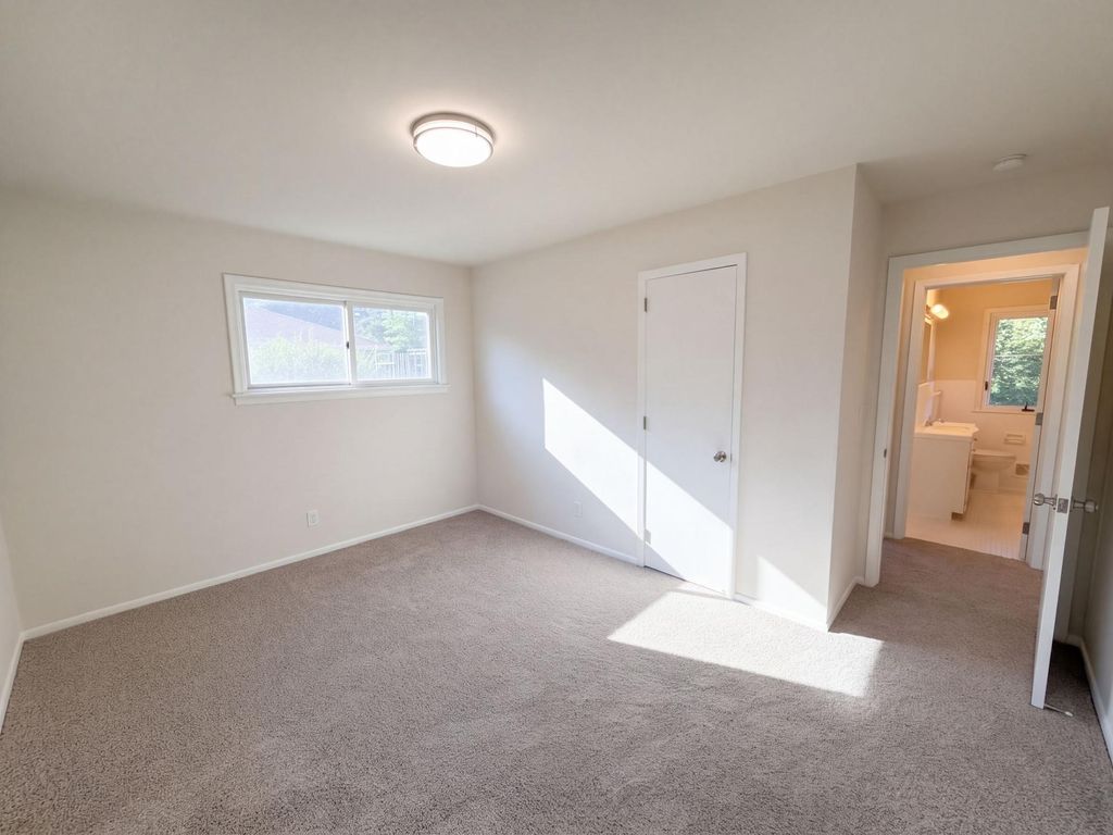 1181 Laurie Road W, Roseville, MN 55113 — photo 4