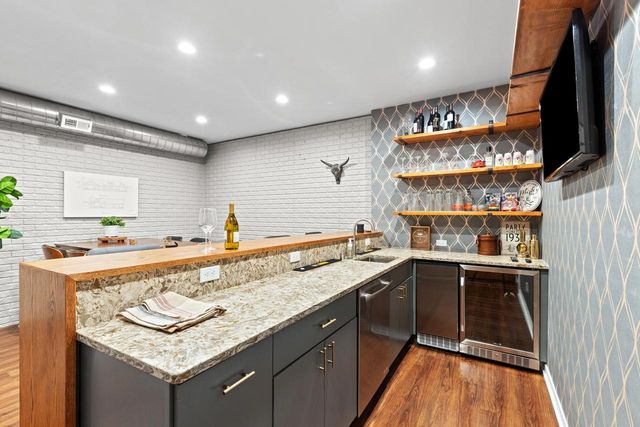 S90W32800 Granite TRAIL, Mukwonago, WI 53149