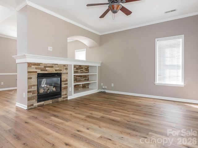 11709 Borchetta Drive, Charlotte, NC 28277