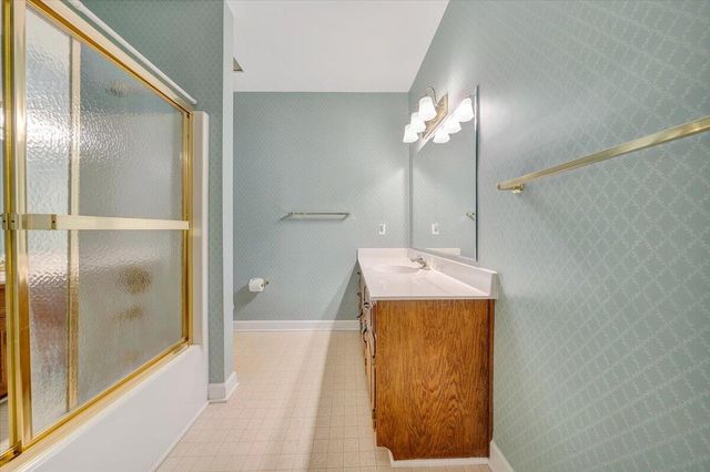 4621 Heather Dr SW Unit 103, Roanoke, VA 24018